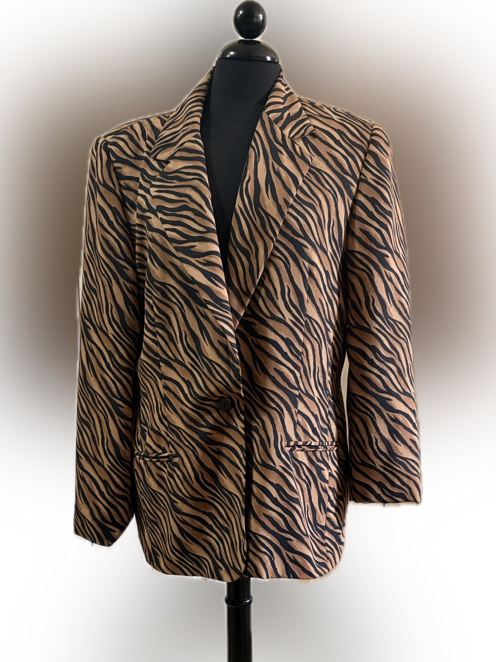 Vintage Zebra Women’s Blazer 🦓